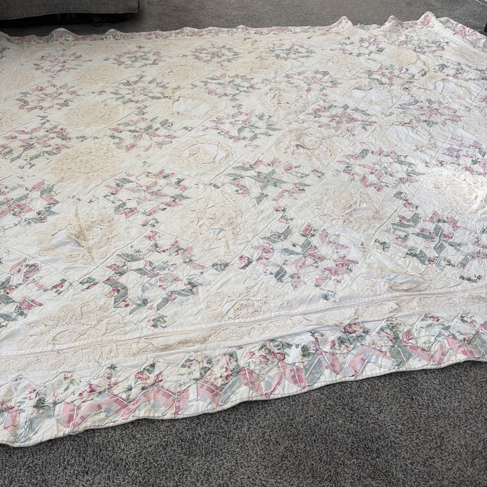 Vtg Patchwork Quilt Lace Appliqué Cottage Core Shabby Chic 95" By 75" Well Worn